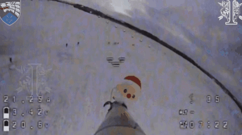 북한군 추정 병사들을 공격하는 우크라이나 드론 영상. 우크라이나 제8특수작전연대(SSO) 제공