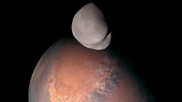 2023년 아랍에미리트 아말 위성이 촬영한 화성과 데이모스. 사진=Emirates Mars Mission 2023년 아랍에미리트 아말 위성이 촬영한 화성과 데이모스. 사진=Emirates Mars Mission