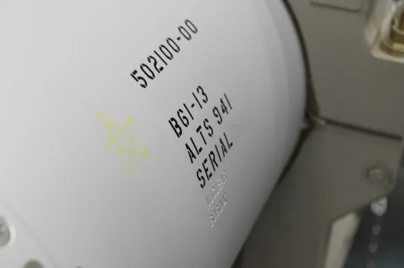 최초의 B61-13 핵폭탄. 출처=미국 에너지부 최초의 B61-13 핵폭탄. 출처=미국 에너지부
