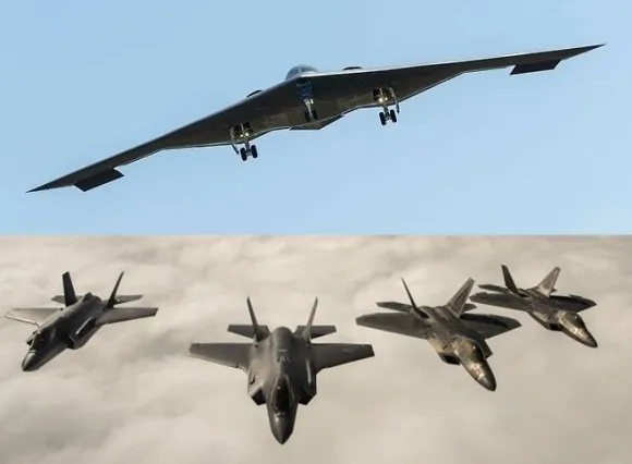 이란 주요 핵시설 공습 당시 B-2 스피릿 스텔스 전략폭격기는 물론 52대의 공중급유기와 F-22와 F-35 전투기가 참여한 것으로 알려졌다. AP 연합뉴스 이란 주요 핵시설 공습 당시 B-2 스피릿 스텔스 전략폭격기는 물론 52대의 공중급유기와 F-22와 F-35 전투기가 참여한 것으로 알려졌다. AP 연합뉴스
