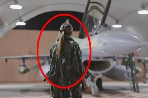 F-16 전투기 타는 여성, ‘이중생활’ 직접 고백…“남편도 몰라요”