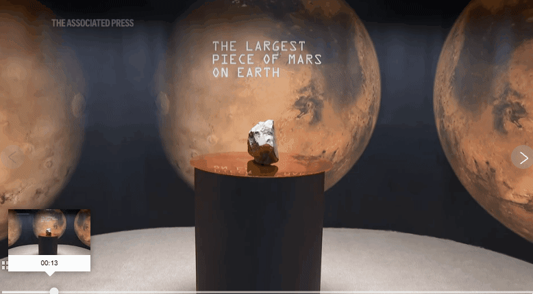 2025년 7월 9일 지구상에서 가장 큰 화성 운석이 뉴욕 소더비 경매 전시장에 모습을 드러냈다. 소더비 측은 이 암석의 예상 낙찰가가 최대 400만 달러에 이를 것으로 추정했다. AP 연합뉴스