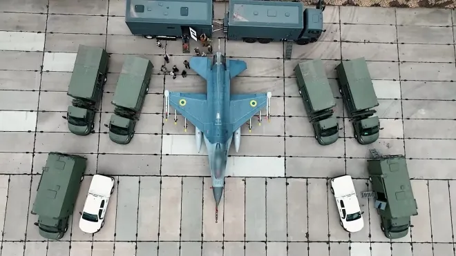 F-16 전투기 용 이동식 시스템 모습. 컴 백 얼라이브 제공