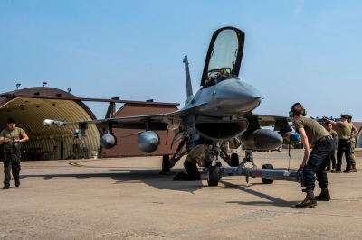 thumbnail - F-16 전투기 31대 한자리에…오산에 ‘슈퍼 비행대대’ 떴다