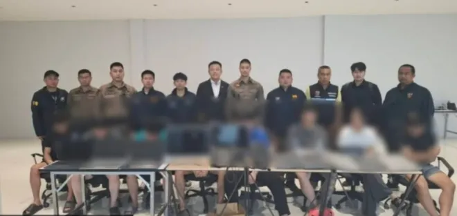 태국에서 한국인과 중국인이 연루된 국제 전화금융사기 조직원 8명이 태국 경찰과 인터폴, 주태 한국대사관의 공조 수사로 체포됐다. 파타야뉴스