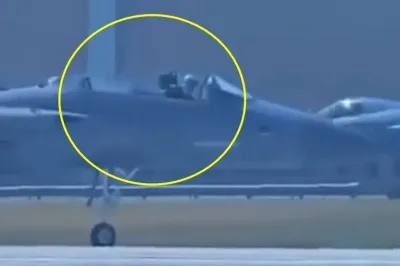 thumbnail - 앗 실수?…美 F-15 뒷좌석 승객 체험 비행 중 ‘비상탈출’ 사고 (영상)