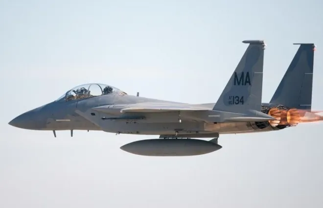F-15D 이글 자료사진. 104 전투비행단 제공 F-15D 이글 자료사진. 104 전투비행단 제공