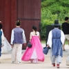 Two French women’s contrasting accounts of their trips to South Korea: “Travel destinations to avoid” vs. “Trip of a lifetime”