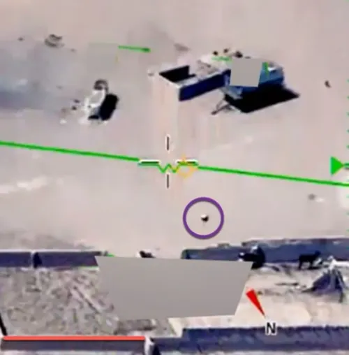 2022년 중동에서 미군 MQ-9 리퍼 드론 카메라에 포착된 금속 구체. AARO 제공 2022년 중동에서 미군 MQ-9 리퍼 드론 카메라에 포착된 금속 구체. AARO 제공