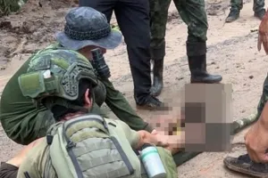 휴전 한 달 만에 또 지뢰…태국 병사 다리 잃고 국경 긴장 폭발