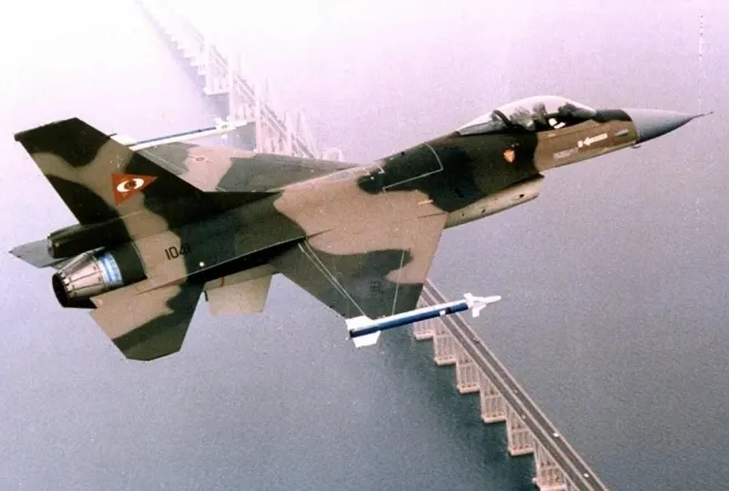 베네수엘라 F-16A의 초기 사진. 베네수엘라 공군 제공 베네수엘라 F-16A의 초기 사진. 베네수엘라 공군 제공