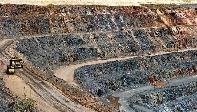 중국의 리튬 광산. 계면신문·연합뉴스