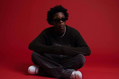 thumbnail - 美 가수 차량서 10대 시신 발견…데이비드(D4vd), 월두투어 전면 취소