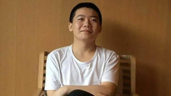 시진핑 외동딸 신상 유출 혐의로 14년형 선고 받은 뉴텅위. 뉴시스 시진핑 외동딸 신상 유출 혐의로 14년형 선고 받은 뉴텅위. 뉴시스