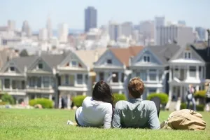 “꿈의 땅 미국, 비용은 악몽”…아메리칸 드림 69억원 시대