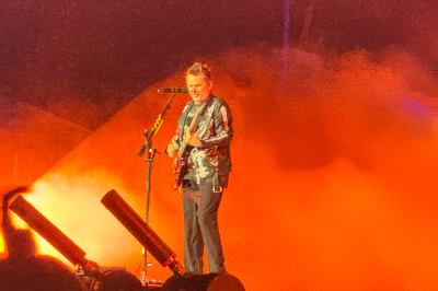 thumbnail - 10년 만에 돌아온 뮤즈, 기타 리프까지 떼창해야죠