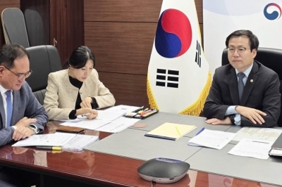 thumbnail - 韓, 中에 한화 제재 해제 촉구…“G2 경쟁서 미국의 유일한 우위는 ‘금융 핵폭탄’”