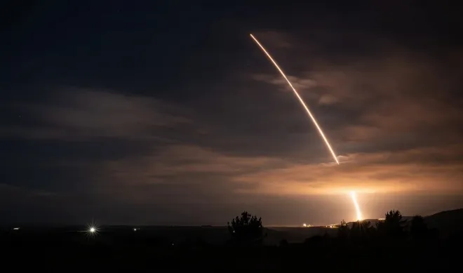 시험 발사된 미국의 대륙간탄도미사일(ICBM) ‘미니트맨3’. 미 공군 제공