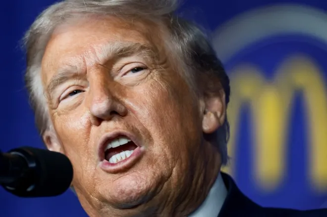 도널드 트럼프 미국 대통령이 17일(현지시간) 워싱턴DC 웨스틴 호텔에서 열린 ‘맥도날드 임팩트 서밋’ 행사에서 연설하고 있다. 로이터 연합뉴스