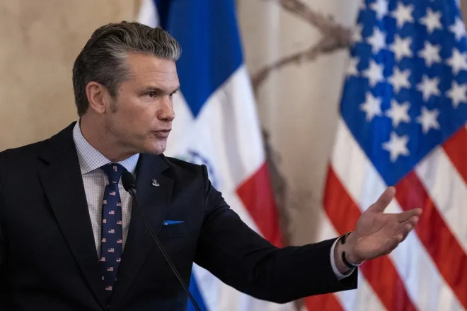 피트 헤그세스 미국 국방장관이 26일(현지시간) 도미니카공화국 산토도밍고의 대통령궁에서 기자회견을 하고 있다. EPA 연합뉴스