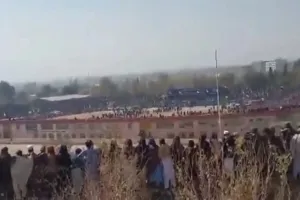 ‘살인에는 살인’으로 보복형…아프간 13세 소년, 살인범 공개 처형