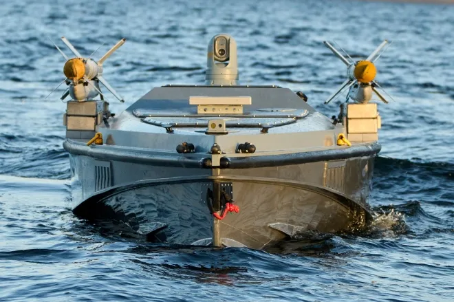 대공미사일을 장착한 해상 드론 마구라 V7. AP 연합뉴스