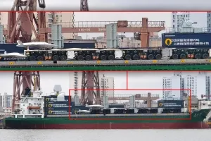 화물선→미사일선→드론 항모…중국 선박에 벌어진 변화