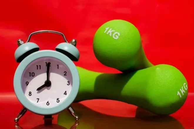 체지방 축적 막아주는 혈당 관리에 적합한 시간이 따로 있다는 주장이 나왔다. 123rf.com