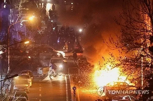 이란 반정부 시위 현장. 로이터 연합뉴스