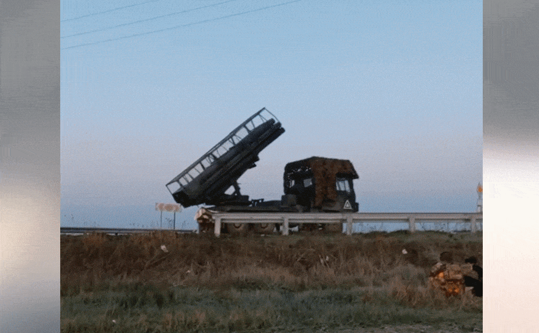 M1991 다연장로켓포(방사포)의 발사 영상의 일부