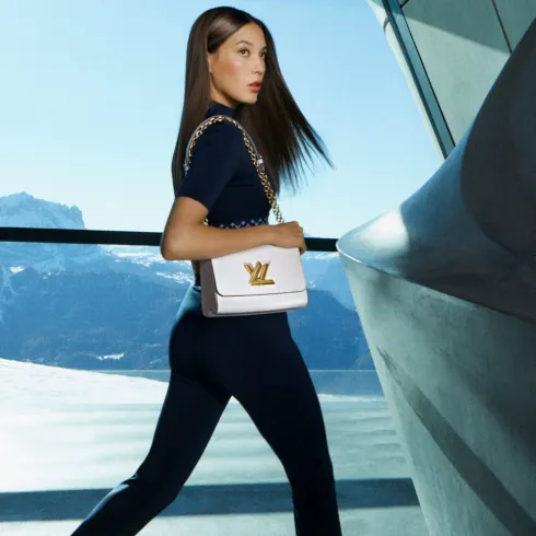 중국 국적으로 활동하는 프리스타일 스키 선수 구아이링(아이린 구)