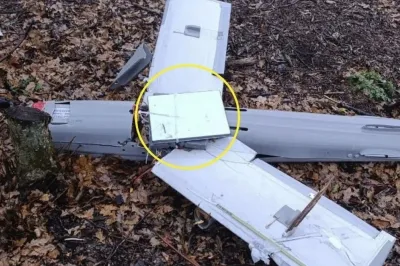 thumbnail - 스타링크가 왜 여기서 나와?…일론 머스크 위성 인터넷 단 러 자폭 드론