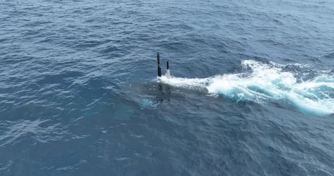 대만 잠수함 하이쿤(海鯤·SS-711)이 잠수하고 있다