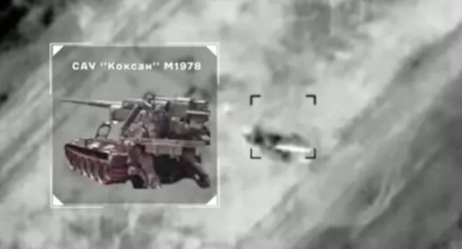 북한제 곡산 자주포가 최근 우크라이나군의 드론 공격에 파괴된 것으로 알려졌다. 영상 캡처
