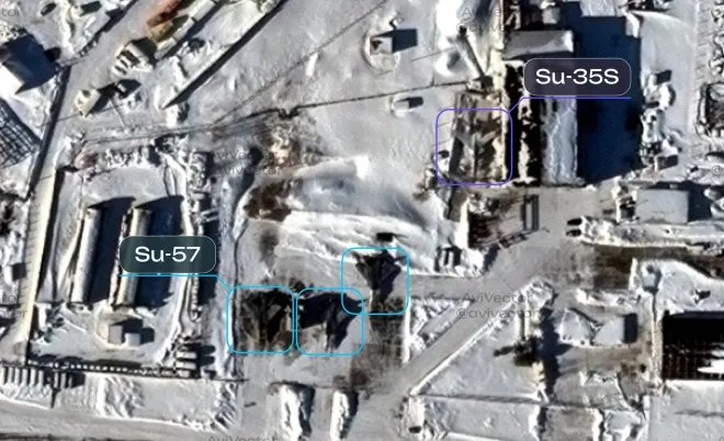 지난 9일 위성으로 촬영된 Su-57과 Su-35S