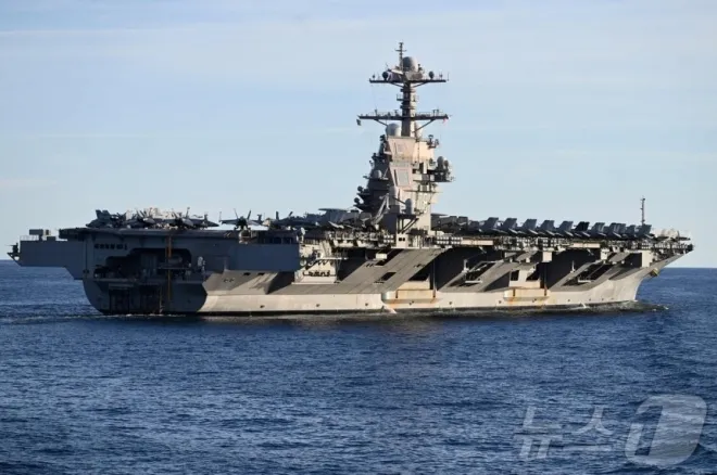 미 해군 규모의 항공모함 USS 제럴드 R. 포드 자료사진. AFP 뉴스1