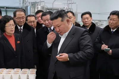 thumbnail - 굶주리는데 잔디부터…김정은 ‘비상식적 지시’에 북 주민들 절망