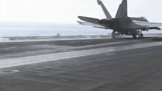 ‘장대한 분노’ 작전 펼치는 미군의 이란 공습 실제 모습. 미 중부사령부 공개