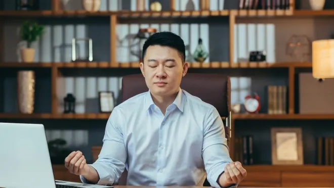 명상 방식의 깊은 호흡 훈련이 남성의 관계 지속 시간을 늘리는 데 도움을 줄 수 있다는 연구가 보고됐다. 사진은 심호흡을 하는 모습. 아이클릭아트