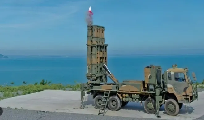 국산 중거리 요격 체계인 천궁-Ⅱ(M-SAM2) 자료사진