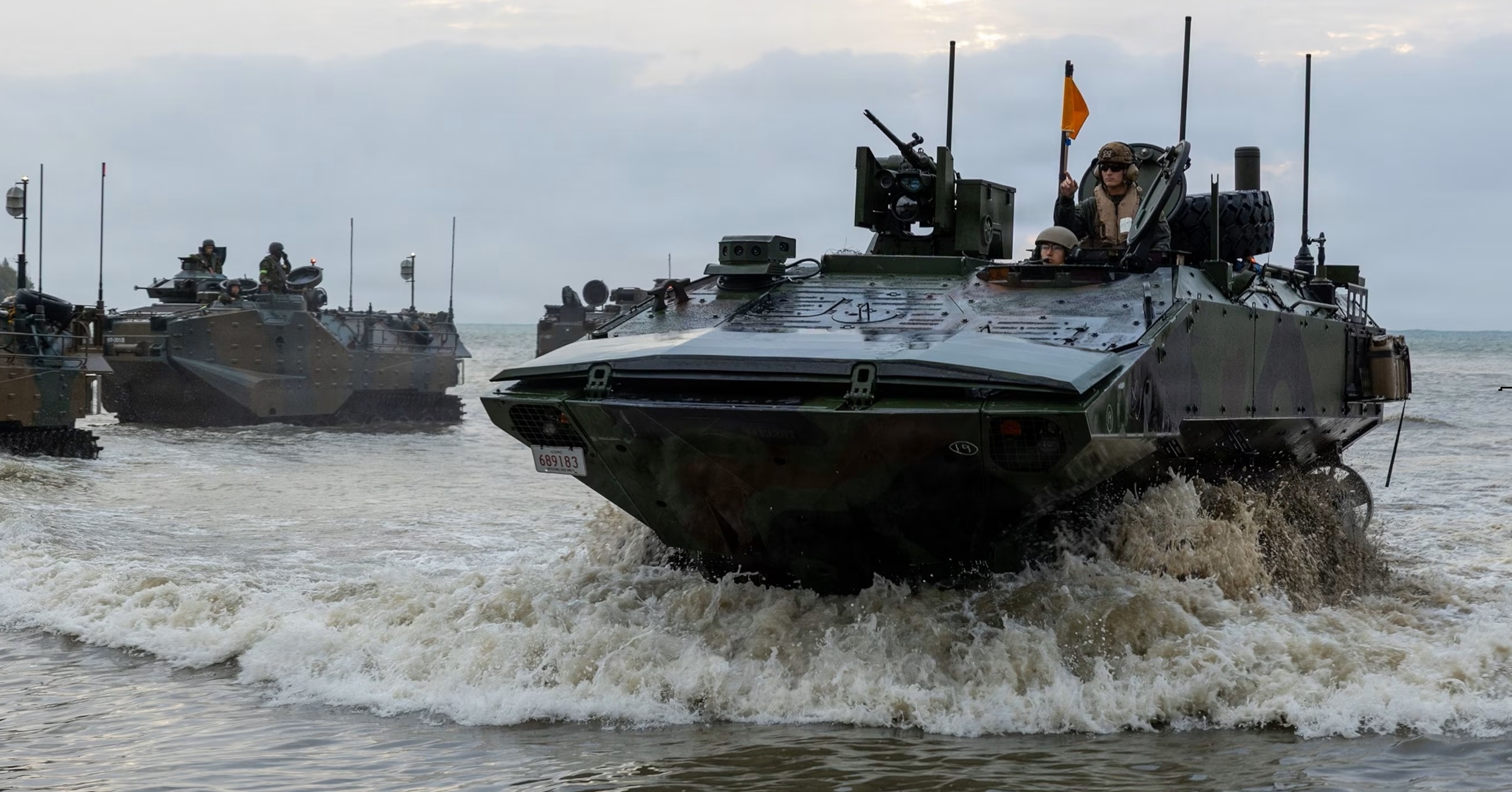 thumbnail - “베트남전 악몽 재현되나”…美 해병 5000명 투입, 이란 상륙 초읽기 [밀리터리+]