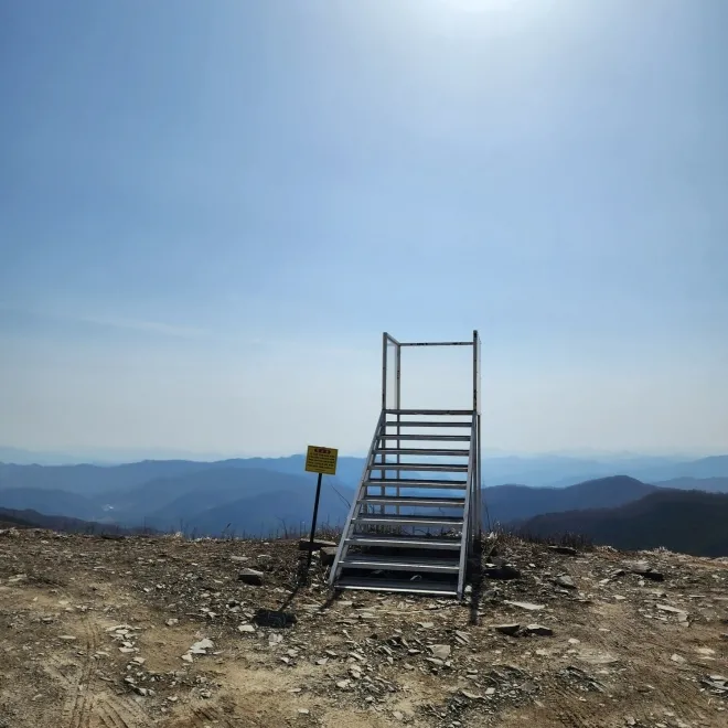 청옥산 육백마지기의 조형물