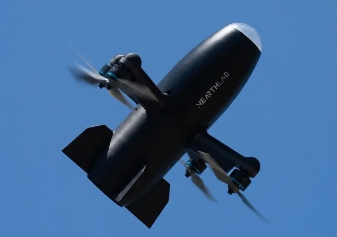 니어스랩이 제공한 요격드론 ‘카이든’ 비행 이미지. 카이든은 표적을 직접 들이받아 무력화하는 물리적 요격 드론으로 개발되고 있다. 니어스랩 제공