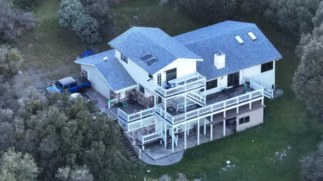 사건이 발생한 임대 주택 전경. 마데라 카운티 보안관실 제공