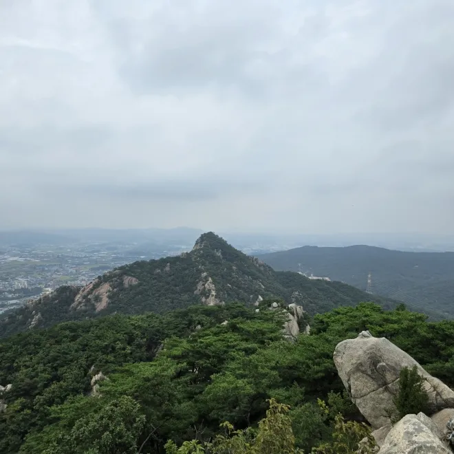 불곡산 암릉 풍경