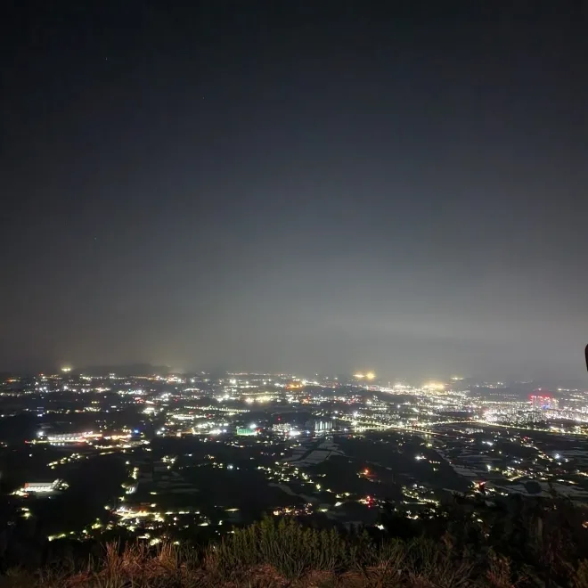 원적산에서 바라본 이천시내 야경