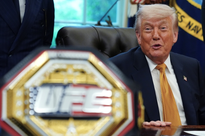 ‘전쟁 중’ 트럼프, 지금 되게 신난 이유…“생일날 백악관서 UFC 연다” 비용은? [핫이슈]