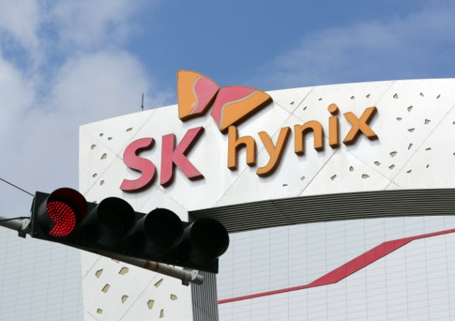 일본에 SK하이닉스 새 공장이?…최태원 “한국 이외도 고려, 日은 훌륭한 후보지” [핫이슈]