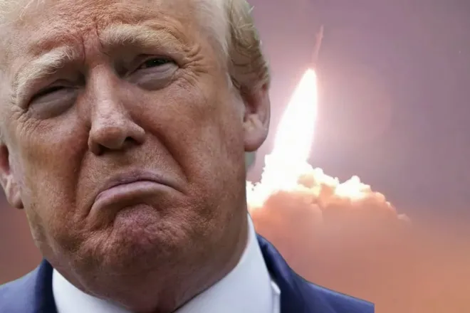2026년 7월 16일 이란 혁명수비대(IRGC) 산하 세파 뉴스 웹사이트가 공개한 영상. 공개되지 않은 장소에서 요르단·쿠웨이트·바레인의 미국 측 목표물을 향해 미사일이 발사되는 모습. 2020년 5월 21일 도널드 트럼프 미국 대통령. AFP 연합뉴스
