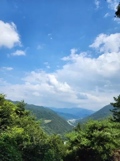 조령산의 풍경